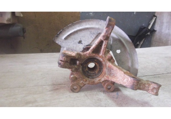 Цапфа, поворотний кулак лівий Renault Logan 2, Sandero 2, 1.5 DCi, 23зуб, 400151018R
